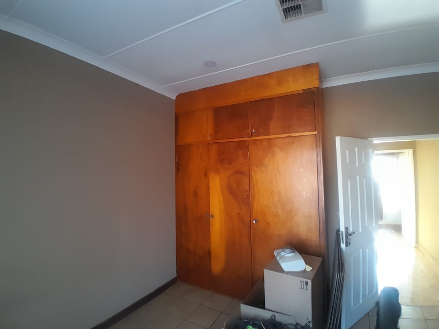 To Let 4 Bedroom Property for Rent in Kuruman Northern Cape